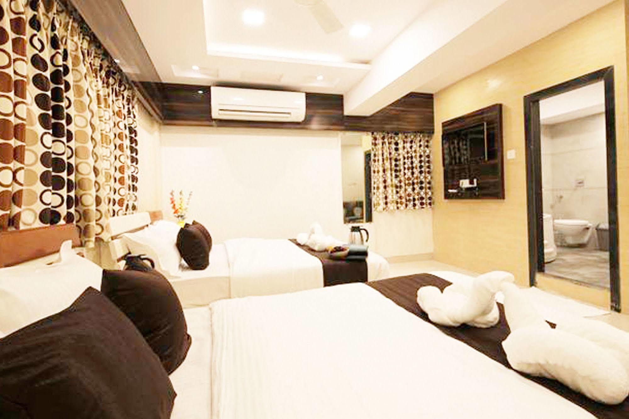 Fabexpress Annex Executive Andheri East Hotel Bombay Exterior foto