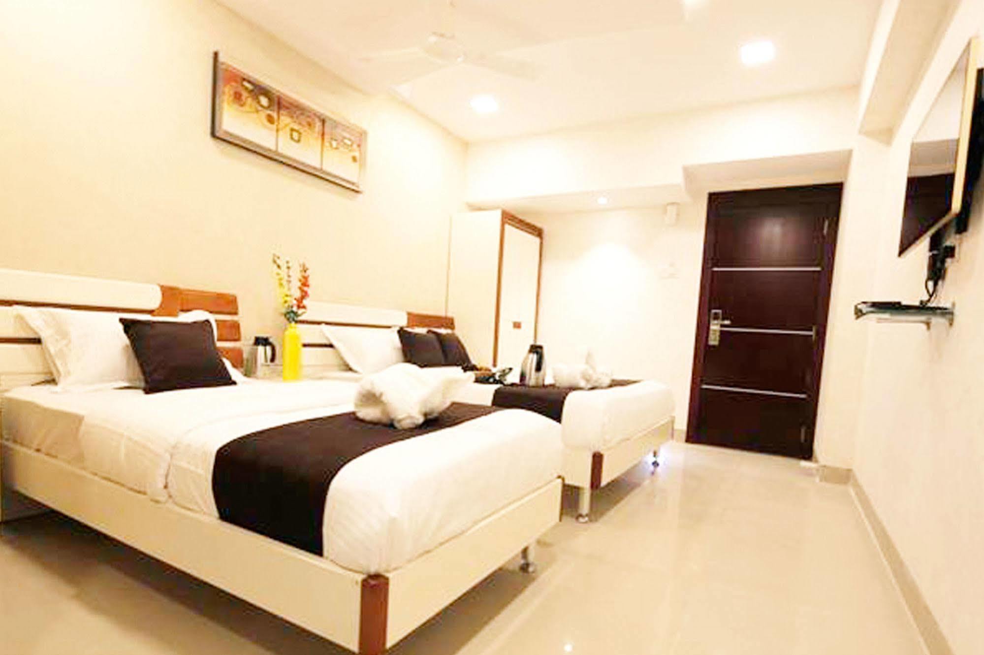 Fabexpress Annex Executive Andheri East Hotel Bombay Exterior foto